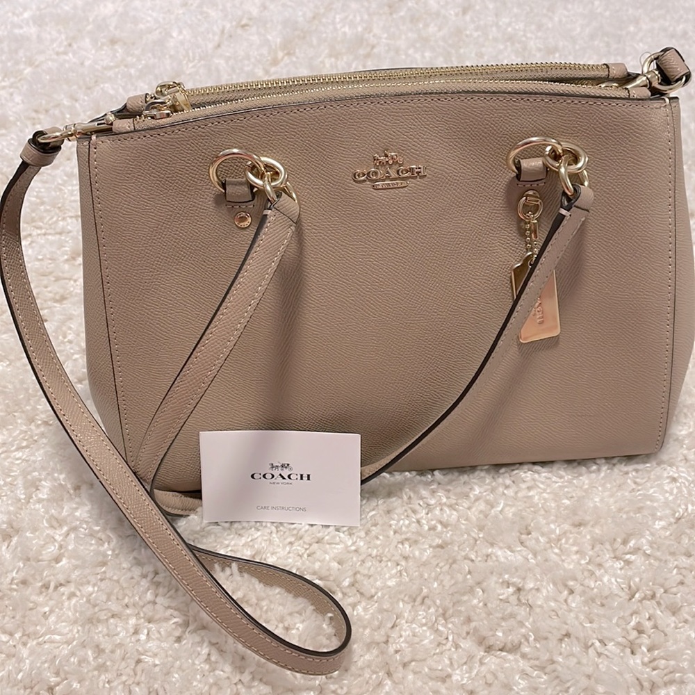 Coach Crossbody Purse (Tan Leather)